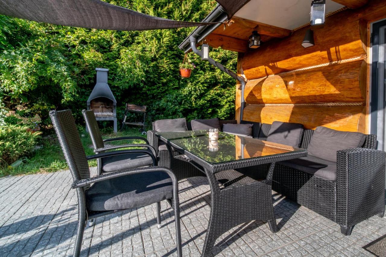 Caloroczny Dom Na Mazurach Wrzospa Z Jacuzzi Stare Juchy Extérieur photo